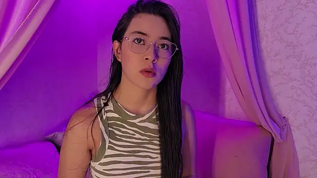 Susa1userma  online show from May 19, 11:28 am