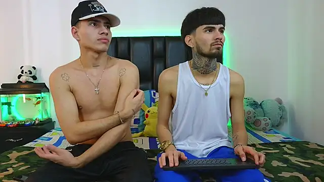 Brutal Sex Fucking online show from March 24, 9:20 pm