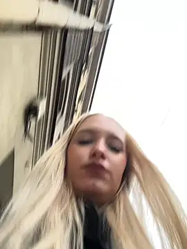 Milkyy wway online show from October 21, 6:39 am