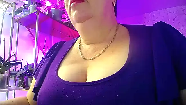  Sweet Woman online show from October 11, 4:28 am