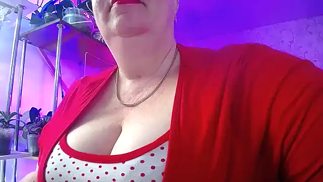  Sweet Woman online show from February 3, 6:40 am