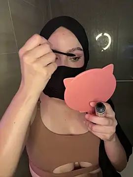 amaal  online show from November 8, 6:46 pm