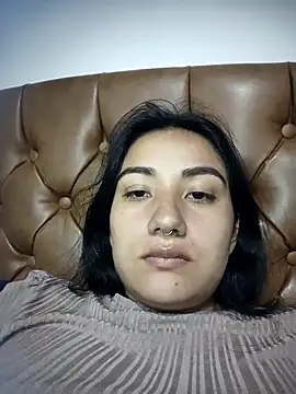 Hellen Alex online show from April 4, 3:00 pm