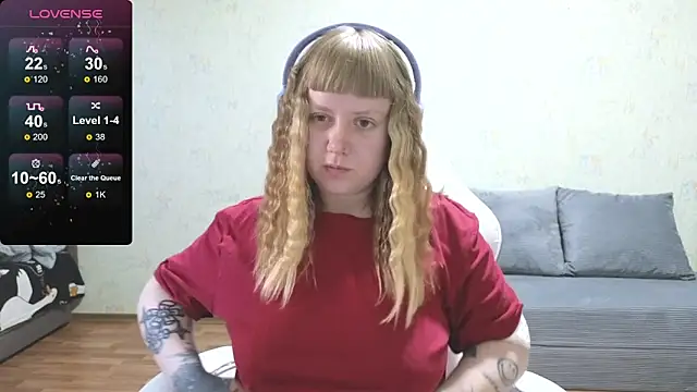 June shy0 online show from May 19, 7:15 am