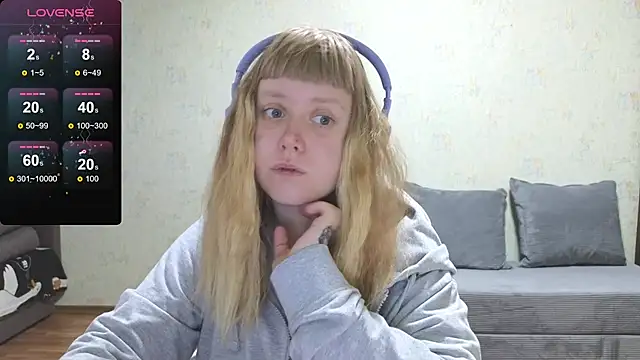 June shy0 online show from May 18, 7:03 am