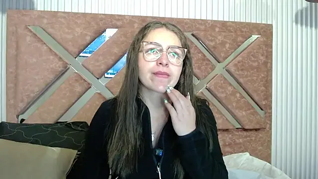  isaabellaa online show from May 19, 12:34 pm