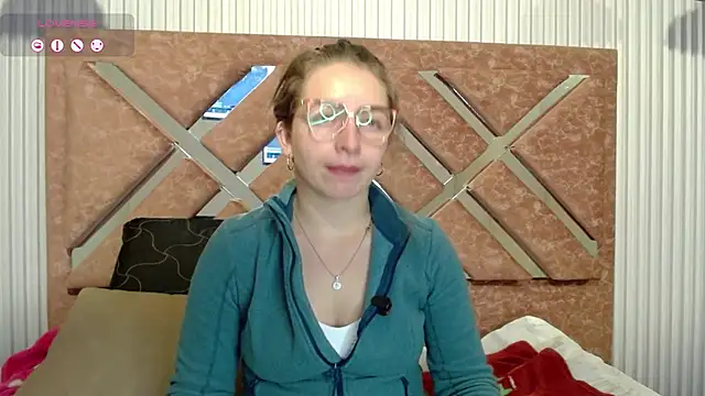  isaabellaa online show from May 20, 12:46 pm