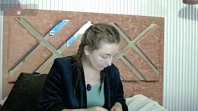  isaabellaa online show from May 23, 1:42 pm