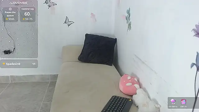 helen kinett online show from November 4, 11:54 pm