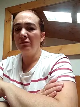 skayhot  online show from May 14, 1:17 pm