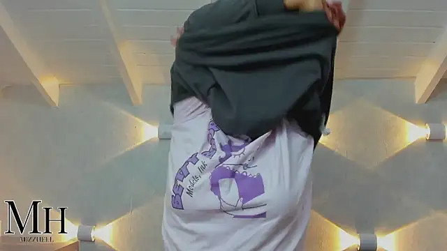 MizzHell online show from October 28, 12:44 pm