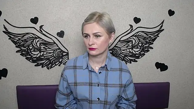 OliviaHorst online show from April 11, 5:16 pm