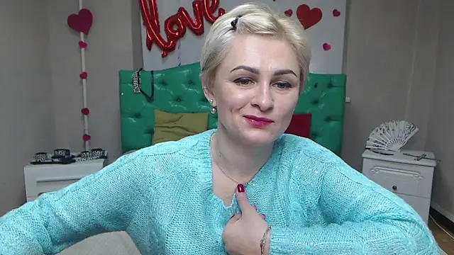 OliviaHorst online show from April 5, 5:28 am