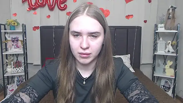 LauraHlot online show from May 16, 5:34 pm