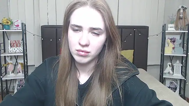 LauraHlot online show from October 7, 5:39 pm