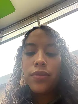 MarieLeon online show from December 17, 9:08 pm