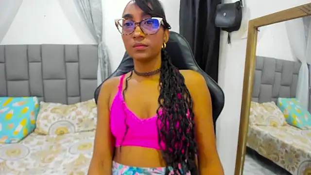 MurphyAngelina online show from May 18, 3:27 am