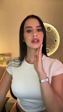 SarahhSmitth1 online show from May 5, 11:30 pm