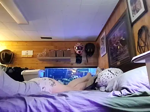 Ryan and Aurora online show from March 31, 10:54 pm