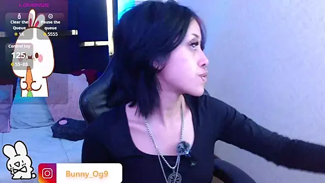 Bunny O online show from May 23, 11:58 pm