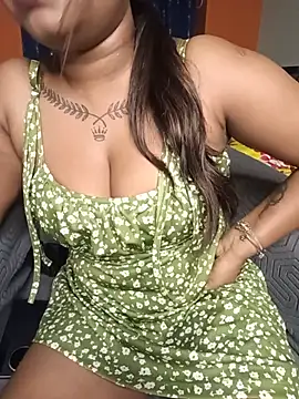 Hot Urvi online show from May 21, 8:18 pm