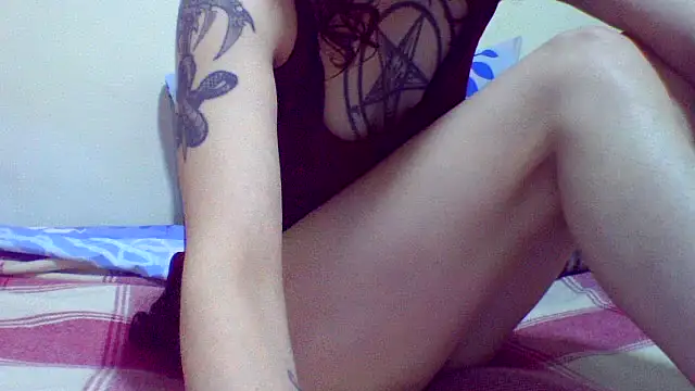 CELEna098rs707 online show from November 3, 1:31 am