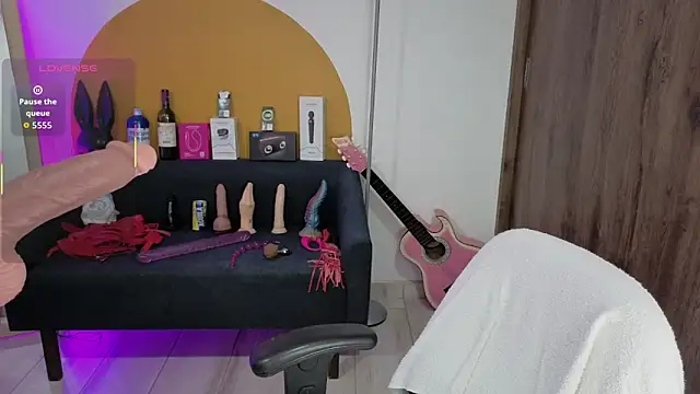 avans 15 online show from April 1, 12:11 am