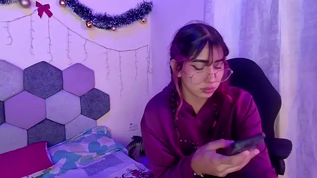 Horny tgn online show from December 13, 7:53 pm