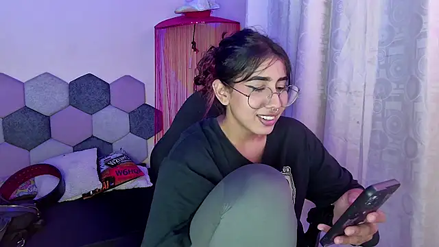 Horny tgn online show from May 19, 6:26 pm