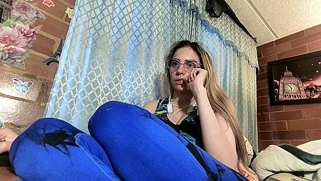 ValeriaLacrozee online show from March 14, 9:16 pm