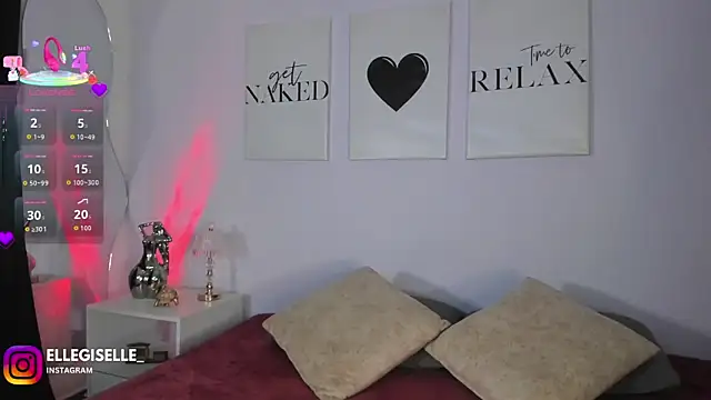 ElleGisellee online show from May 2, 3:32 am