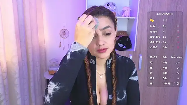Lu perez online show from May 22, 1:20 pm