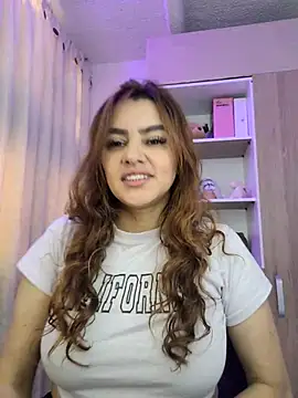 Lu perez online show from May 14, 2:45 pm