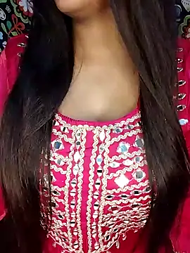 Sreya213 online show from February 26, 6:51 pm