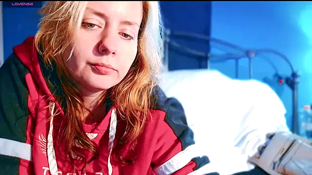 SkarlettRose96 online show from December 3, 4:09 pm