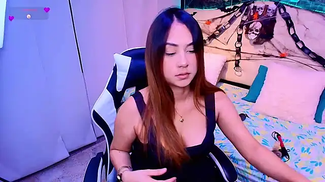 Love Ainhoa online show from October 15, 2:41 pm