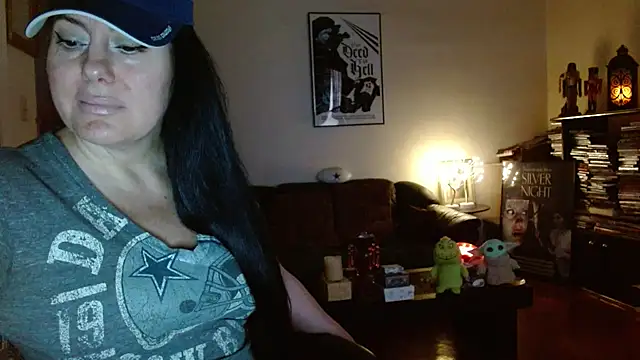 mandaloriangirls online show from November 30, 6:34 pm