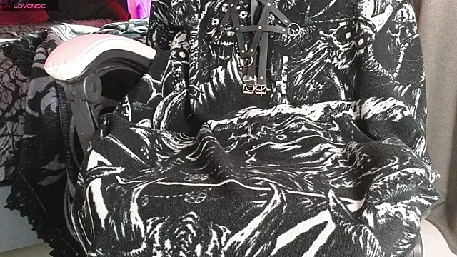 Devil s bride online show from May 11, 4:04 pm