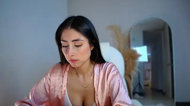 auroracaruso11 online show from November 20, 9:27 pm