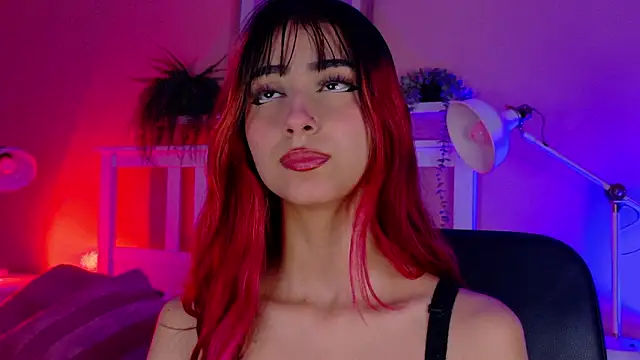 ParisFox  online show from March 19, 2:38 am