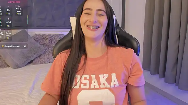 SaraGomez1 online show from February 5, 3:04 pm