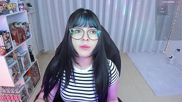 misshoneyxxx online show from May 16, 12:04 pm
