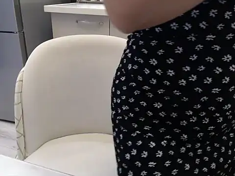 Snapshot of YARRAKKKDELISIIIII chatting on September 19, 2:27 pm YARRAKKKDELISIIIII online show from September 19, 2:27 pm