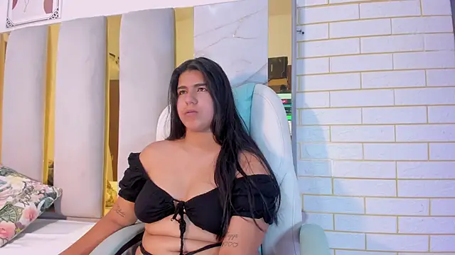 Lia Ashley online show from April 1, 7:11 pm