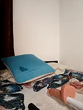 Kim 19 online show from November 19, 8:03 am