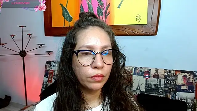 naihroby online show from December 23, 8:40 am