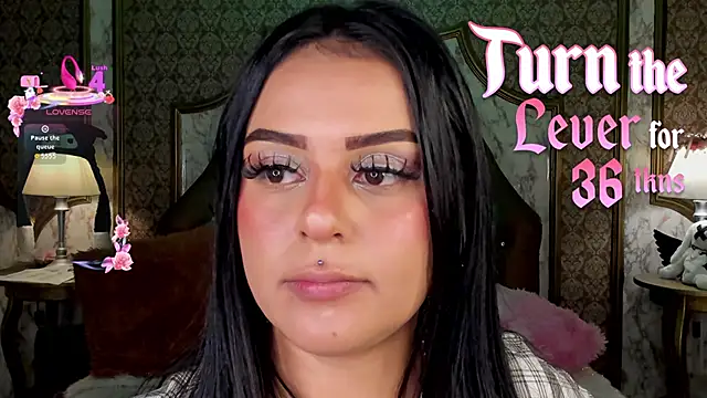SoffiQueen online show from May 21, 3:43 pm
