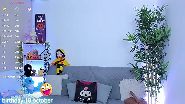 natty romanof 18 online show from October 15, 11:02 am