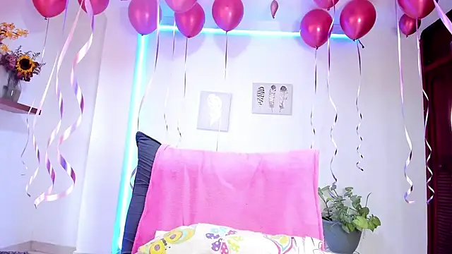 anniesweet- online show from October 17, 2:42 pm