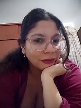 Carliina Soussa online show from April 30, 12:05 am